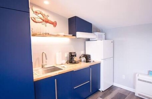 Harpswell Maison | Luxury Waterfront Tiny House