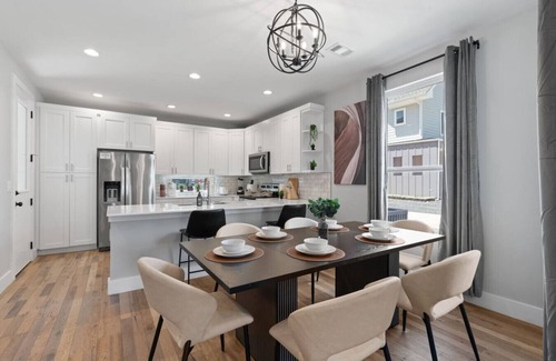 University Hills and Windsor Park Maison | Luxury Windsor Park Austin Home - Sleeps 12+!