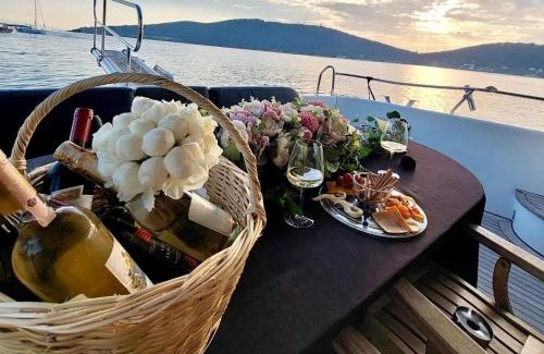 Istanbul City Center Location De Bateaux | Luxury Yachts Istanbul