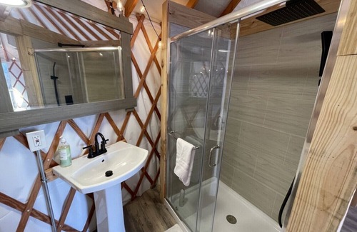 Mineral Wells Cabine | Luxury Yurt