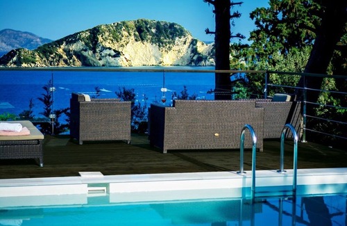 Marathias Villa | Villa de luxe Zakynthos | SeaViews | Suite Familiale avec Piscine Privee | Keri