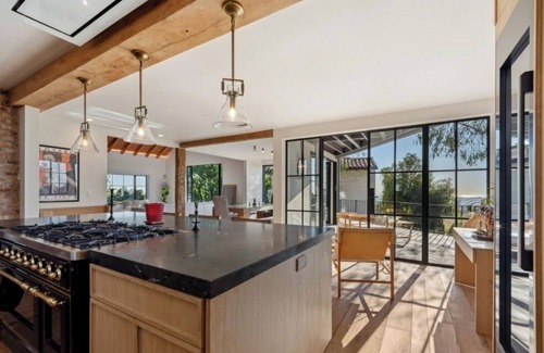 Hollywoodland Maison | Luxury Zen Oasis, Central, w Hollywood Sign View!
