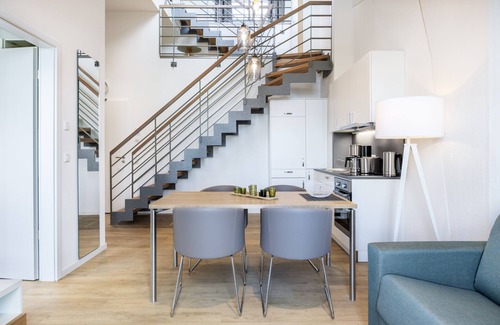Wismar Appartement | Luxus-apartment mit Galerieschlafzimmer, Dachterrasse und Einmaligem Hafenblick!