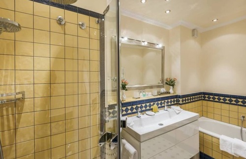 Badenweiler Appartement | Luxus Doppelzimmer mit Balkon