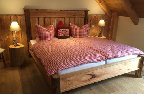 Ilsenburg Chalet De Ski | Luxus Ferienhäuser Chalets zum Ilsetal mit Kamin & Sauna in Ilsenburg im Harz