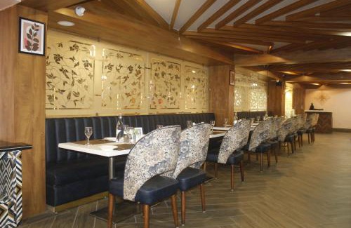 Dhanbad Hôtel | LUXUS INN