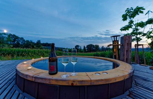 Straden Chalet De Ski | Luxus Kellerstöckl mit Privatem Hot Tub