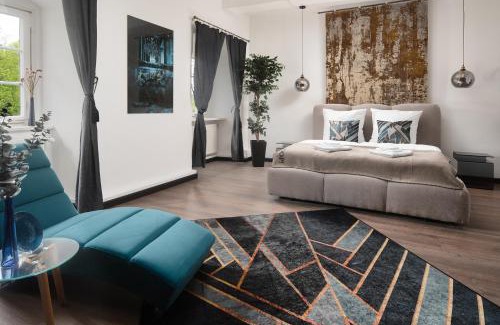 Hoexter Appartement | Luxus wohnen im Schloss Corvey für 1-6 Gäste im UNESCO Weltkulturerbe Höxter Weserbergland free W-Lan Parken Netflix für Familien Paare und Geschäftsreisende inkl Handtücher Seife Nintendo Switch uvm