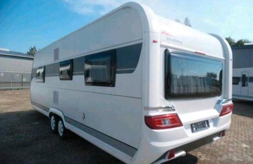 Lauenfoerde Autre | Luxus Wohnwagen zur Vermietung mit AC, Markise, WC und Duschkabine