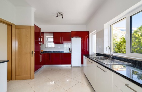 Luz Villa | Luz - Villa privée de 3 chambres avec vue sur la mer, piscine privée chauffée et Wi-Fi gratuit