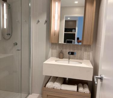 Brisbane Central Business District Appartement | LVL43 Queens Wharf 1BR Apartment