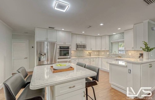 Survey Creek Maison | AlMar- LBTS Beach, Bikes, Pool, OutdoorOasis