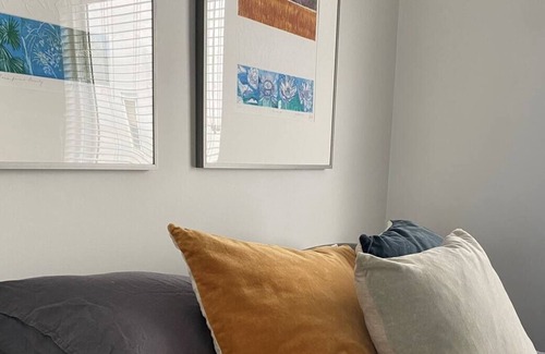 Carlton North Appartement | Lygon St: Location and Liveability + Pool & Gym