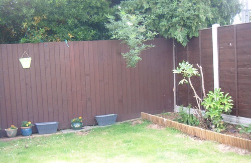 Frinton-on-Sea Maison | Lynbrook Holiday Rental bungalow - sleeps up to 6 people