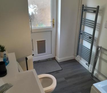 Ebbw Vale Maison | Lyndon house