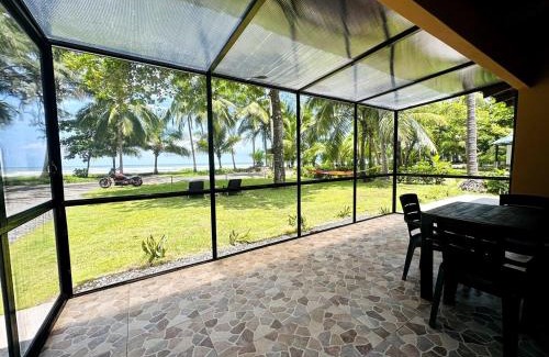 Bejuco Maison | Lynn de Mar Azul, Beachfront