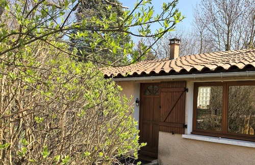 Saint-Genis-les-Ollieres Maison | Lyon Métrop, au pied des Mts du Lyonnais, la Platte pour 4 pers-