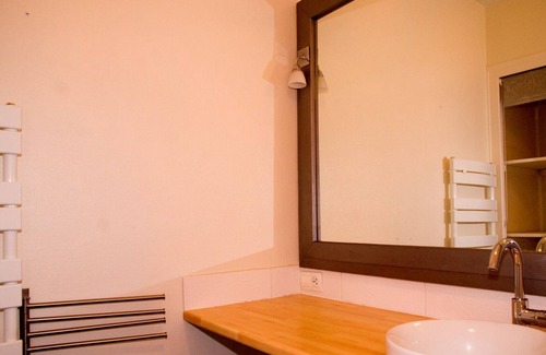 Bussiere - Cadiere Appartement | Lyon-Oullins Beau T3 au calme, ses Jardin&terrasse privatifs dans un parc arboré