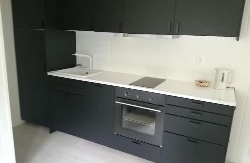 Gvarv Appartement | Lys og moderne leilighet i Bø.