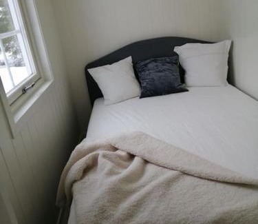 Gvarv Appartement | Lys og moderne leilighet i Bø.