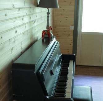 Lysvik Maison | Lysviks guesthouse met ruime tuin en extra service