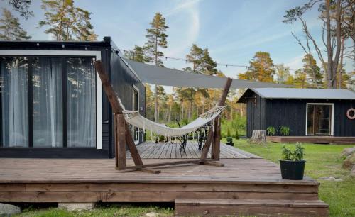 Korgessaare Appartement | Männikumereääre with sea view and private beach