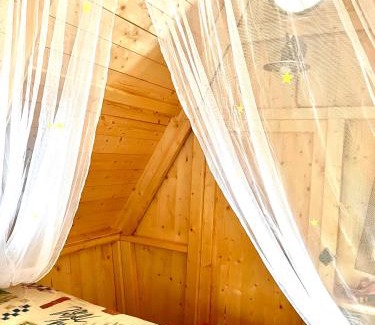 Wuthenow Maison | Märchenhütte- Campen am Wald und See