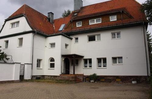 Crawinkel Appartement | Möblierte 2-Raum Wohnung in Ohrdruf OT Crawinkel Thüringen Wald