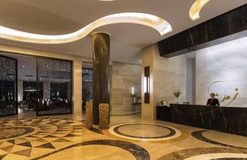 Les Berges du Lac Hôtel | Mövenpick Hotel du Lac Tunis