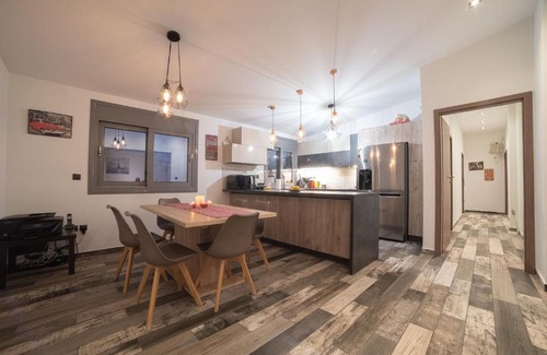 Melissia Appartement | MΚ house