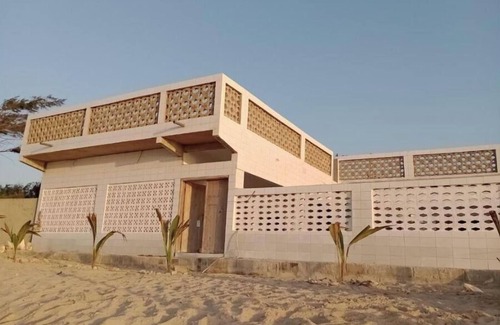 Thies Appartement | M'boro Beach Twin Room with Private Bathroom