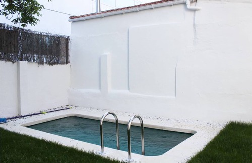 Ciudad Jardin Chalet De Ski | M (EMM10) Luxury Villa in Ciudad Jardín