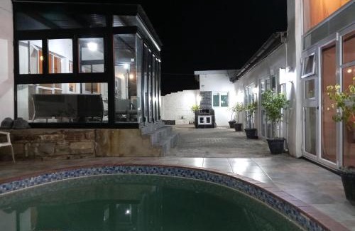 King William's Town Lit Et Petit-Déjeuner | M Group B&B