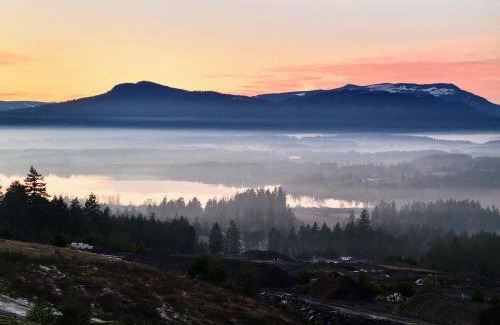 North Cowichan Appartement | M&M's Maple Bay Mountain Guesthouse