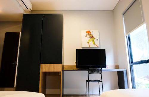 Binong Hôtel | M Studio Karawaci