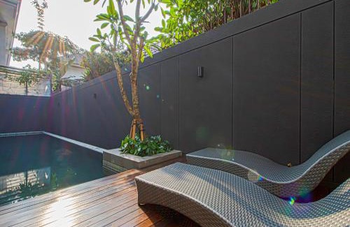 Binong Hôtel | M Studio Karawaci