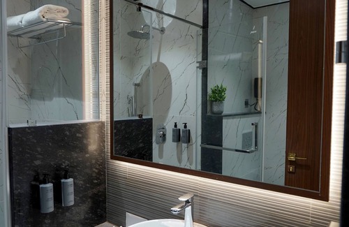 Sadar Hôtel | M2 Square by Monday Premium