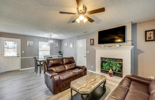 Mabelvale Maison | Mabelvale Home with Grill 12 Mi to Little Rock!