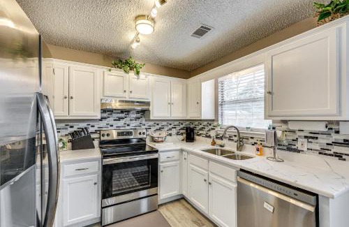 Mabelvale Maison | Mabelvale Home with Grill 12 Mi to Little Rock!
