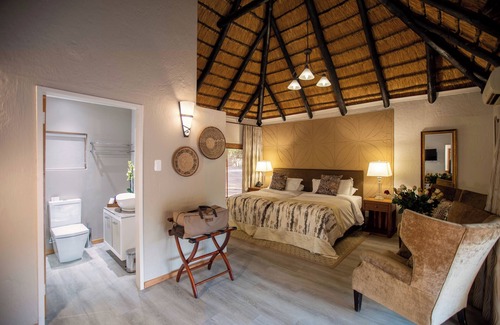 Leeupoort Cabine | Mabula Game Lodge