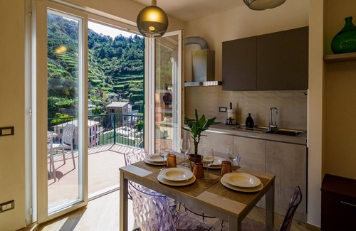 Vernazza Appartement | Macaia Terrace Apartment