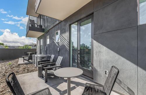 North Scottsdale Maison | Macallister 1006-N Scottsdale-BBQ-Htd Pool-Views