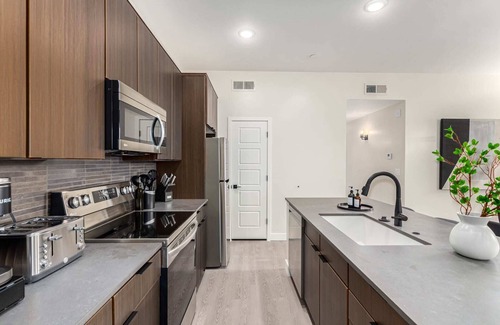 North Scottsdale Copropriété | Macallister 1006|Close to Golf & Mayo|Heated Pool