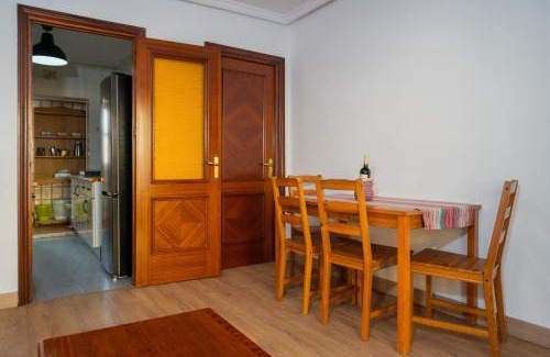 Pio XII Appartement | Macarena Apartamento Muy Luminoso