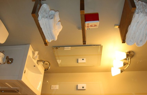 Cressy Appartement | MacDonell Landing Loft est une retraite en front de mer dans le comté de Prince Edward.