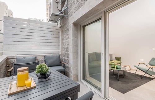 Nachlaot Appartement | Machane Yehuda 1 - One Bedroom Apartment, Sleeps 4