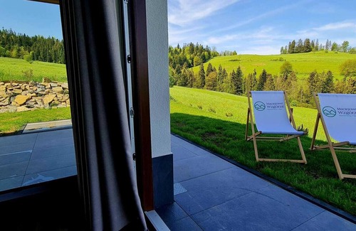 Ponice Maison | Maciejowe Wzgórze Jacuzzi, sauna, tężnia, balia. Apartament Maciejowa