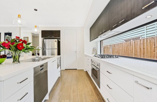 Footscray Maison | Macpherson Luxe 4BR House par A & J