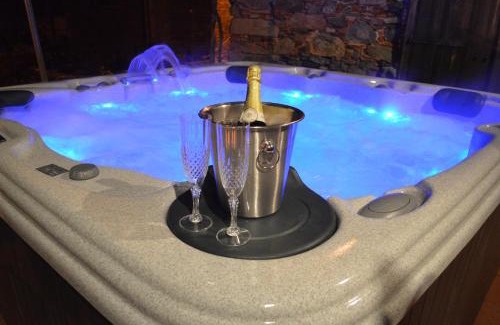 Politiko Maison | Madari Hills Health Retreat