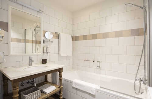 Chatelain Hôtel | Made in Louise